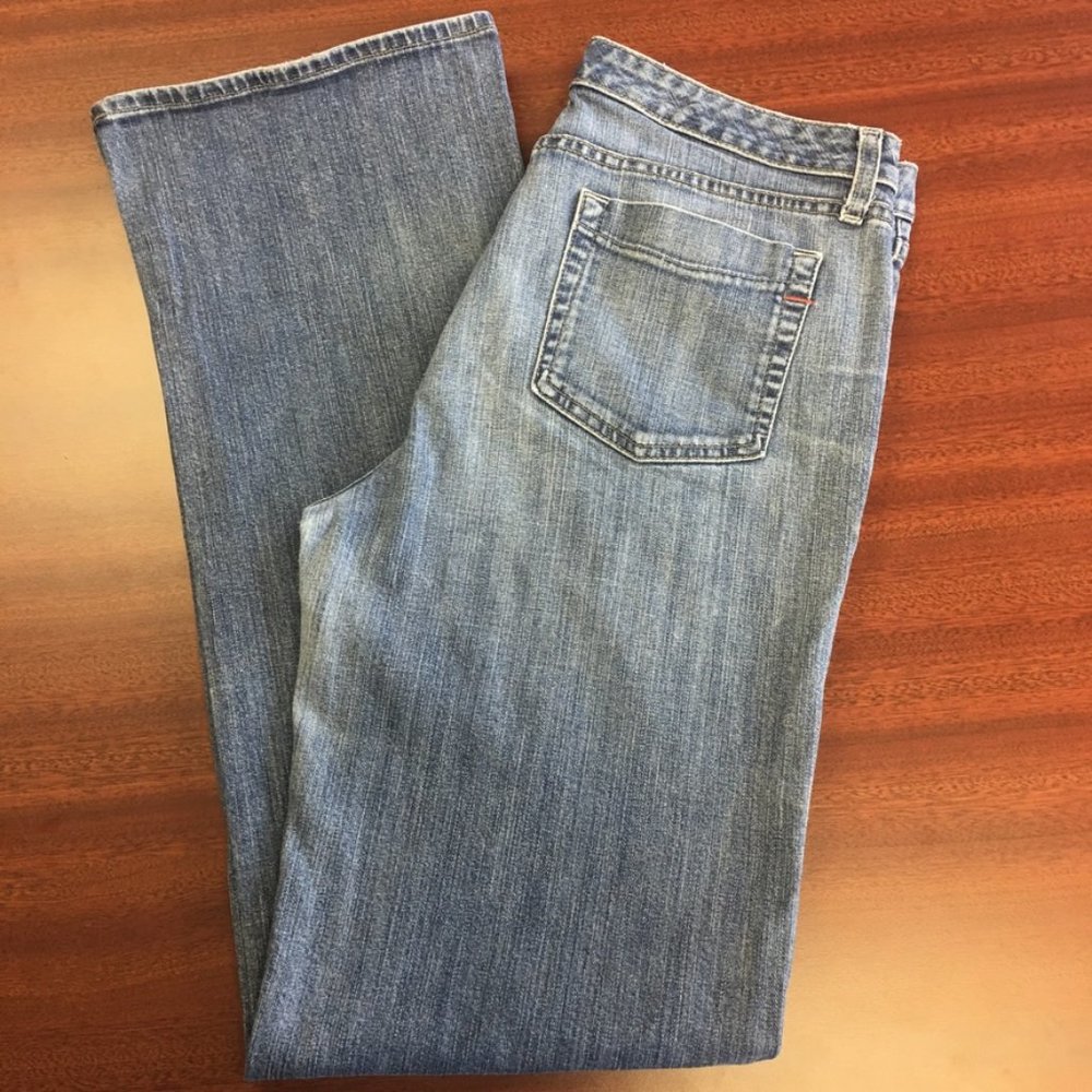 Gap Essential Boot Cut Jeans - Picture 1 of 8